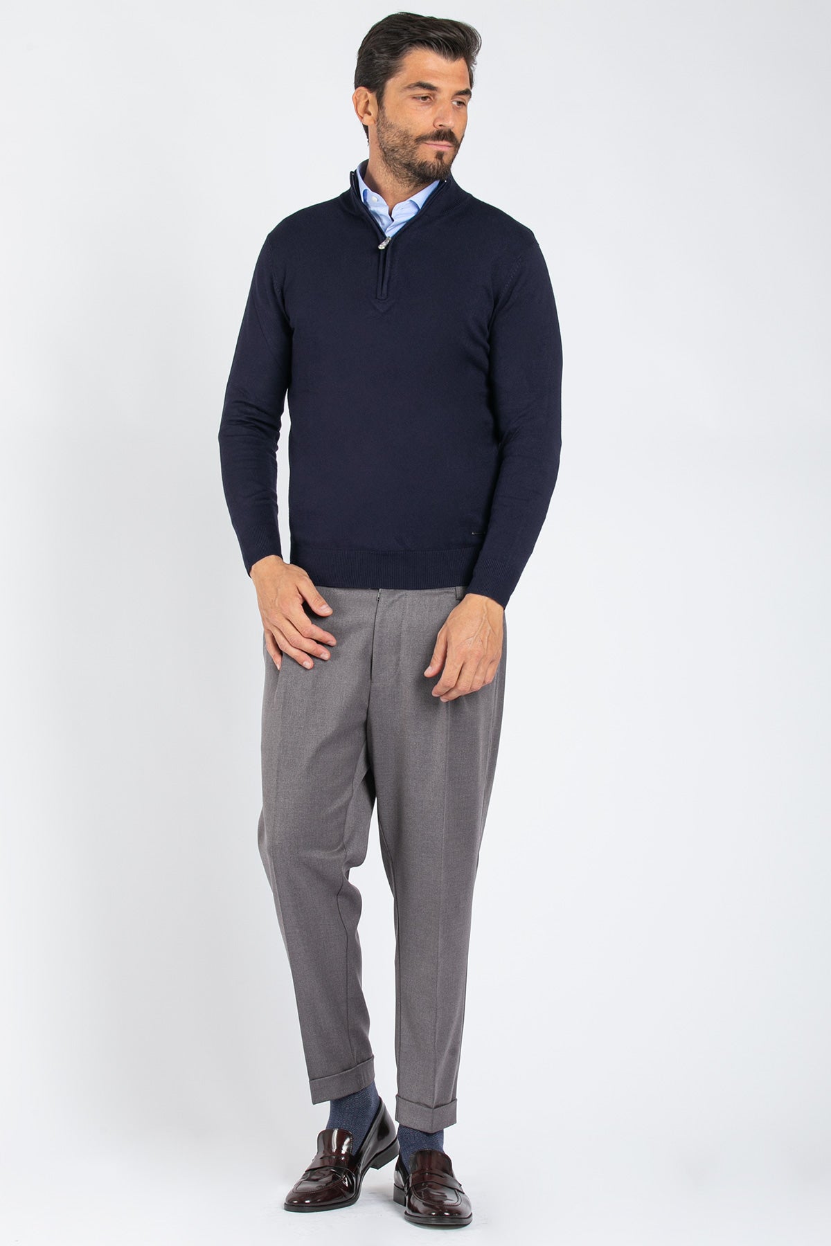 Pantalone classico con pinces