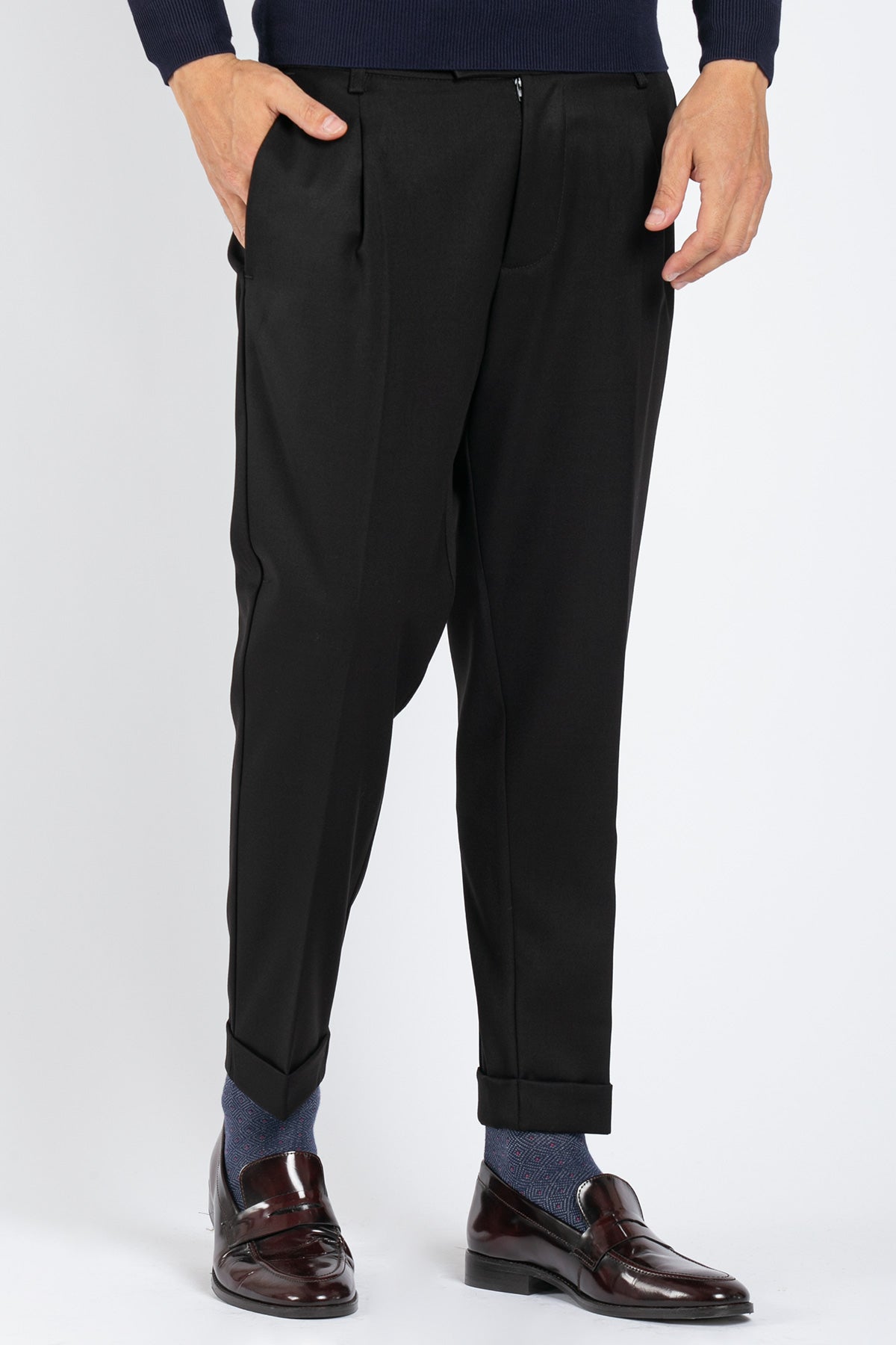 Pantalone classico con pinces