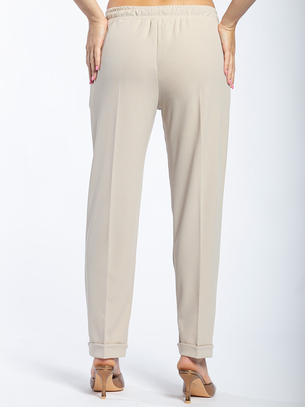Pantalone elastico con fiocco in vita