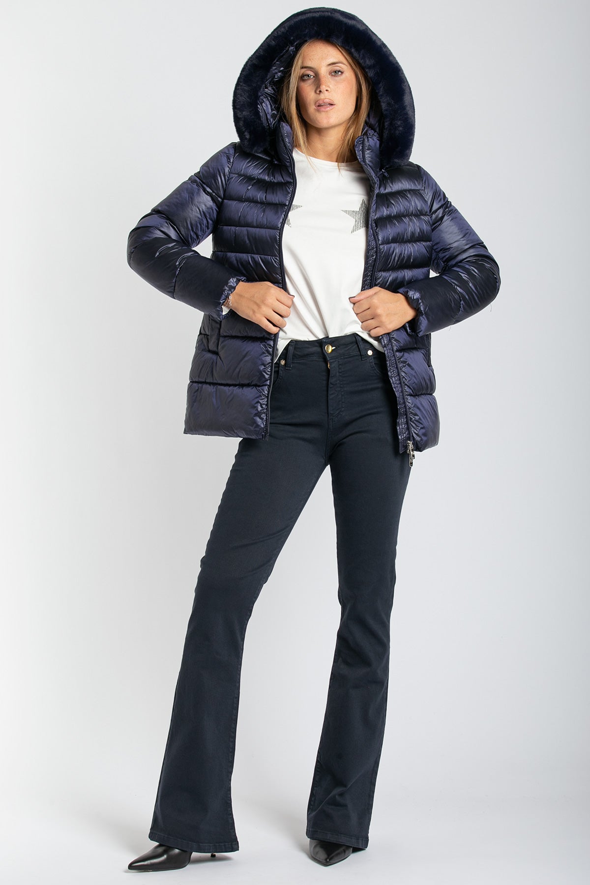 Detachable faux fur hooded short jacket