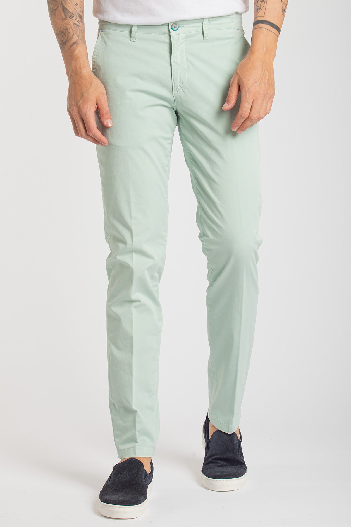 Pantalone chino in raso slim