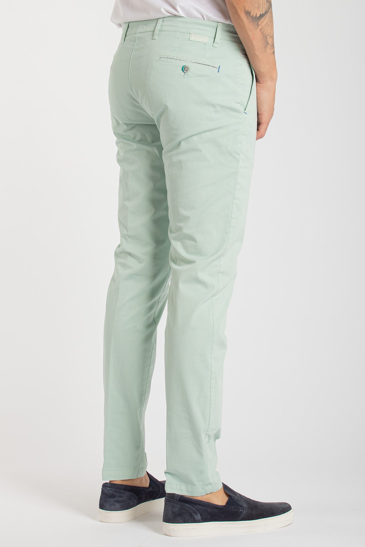 Pantalone chino in raso slim