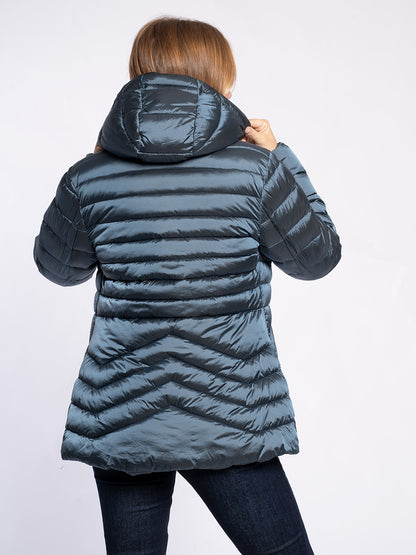 Piumino comfort con cappuccio staccabile