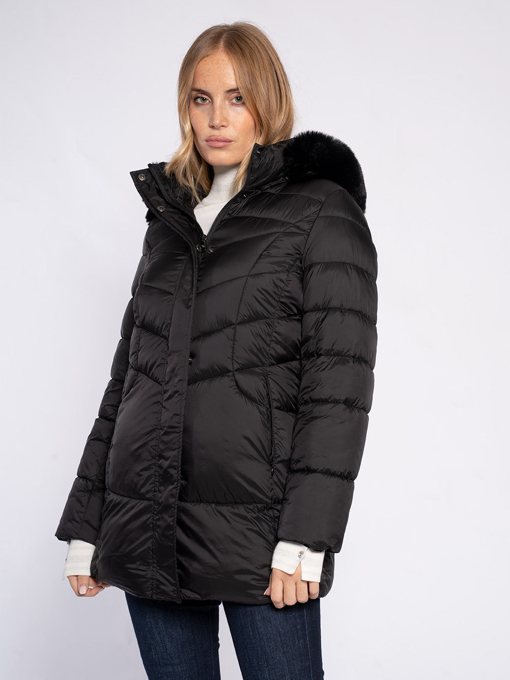 Piumino con cappuccio staccabile