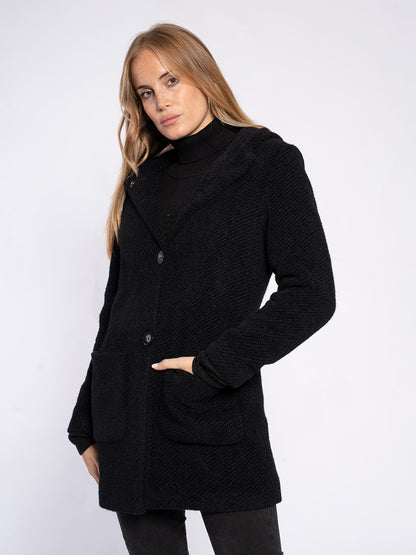 Cappotto in maglia con cappuccio
