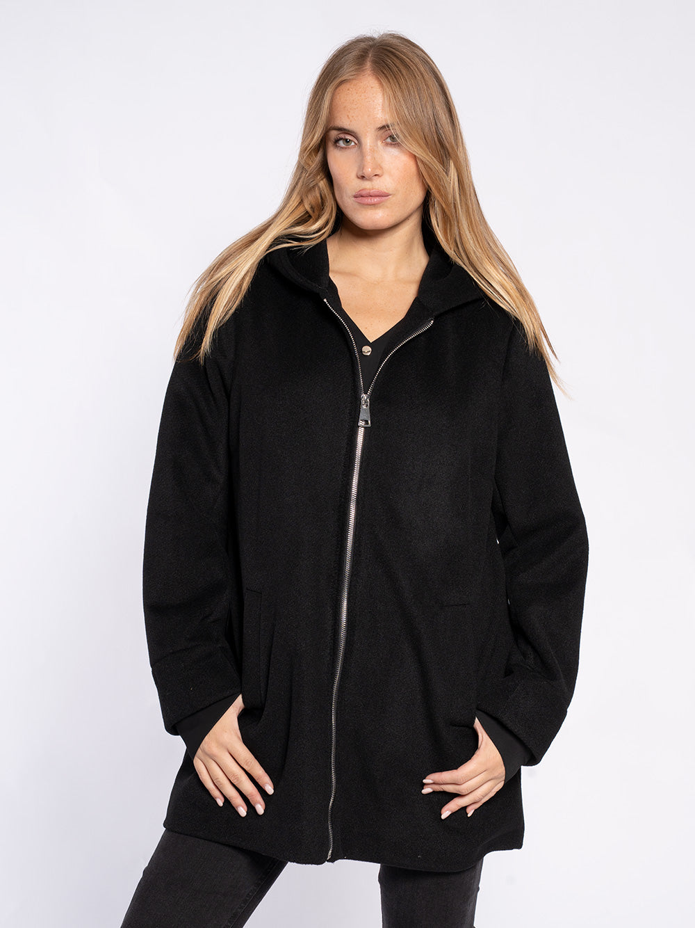 Cappotto con cappuccio