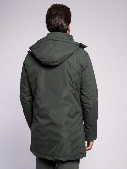 Giaccone in tessuto tecnico con cappuccio staccabile