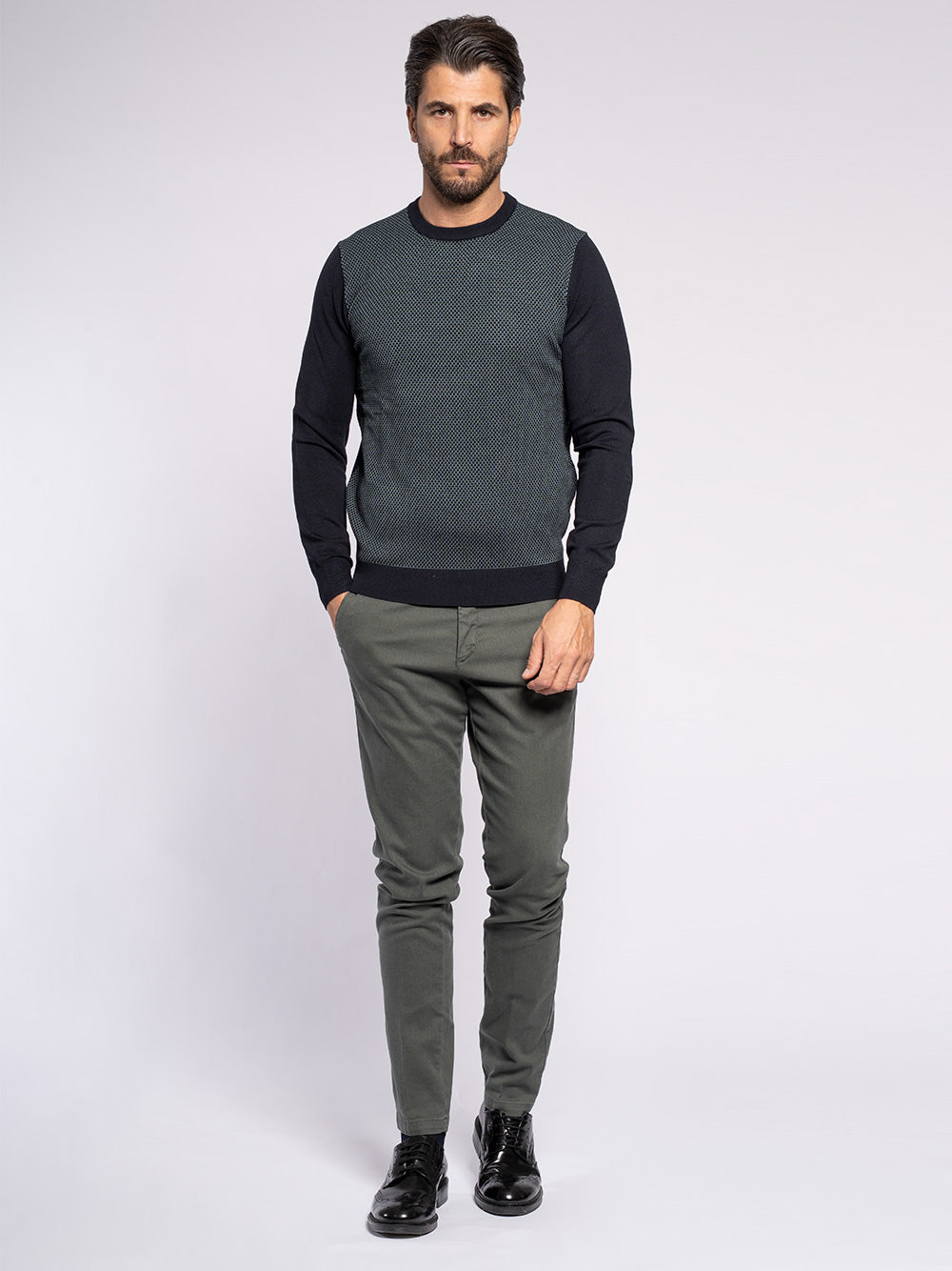 Pantalone in gabardine elasticizzato