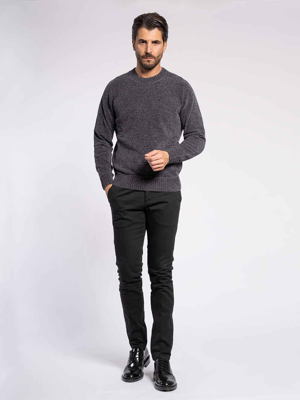 Pantalone in cotone con trama resca