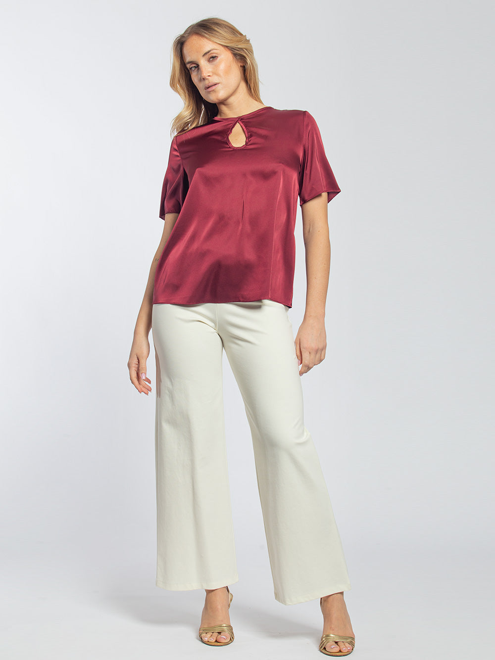 Blusa in raso mezza manica