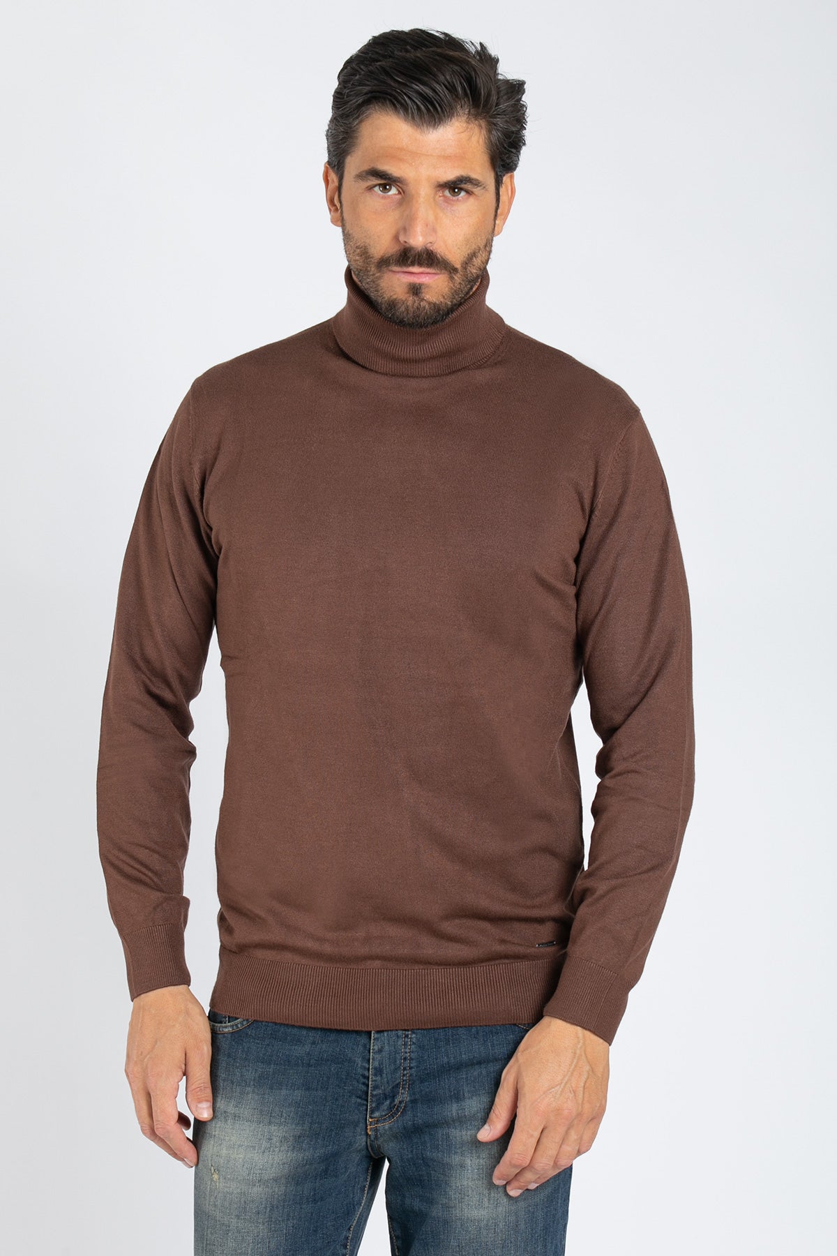 Viscose turtleneck