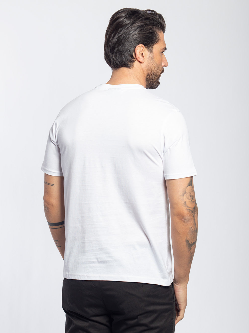 T-shirt in cotone con mini logo