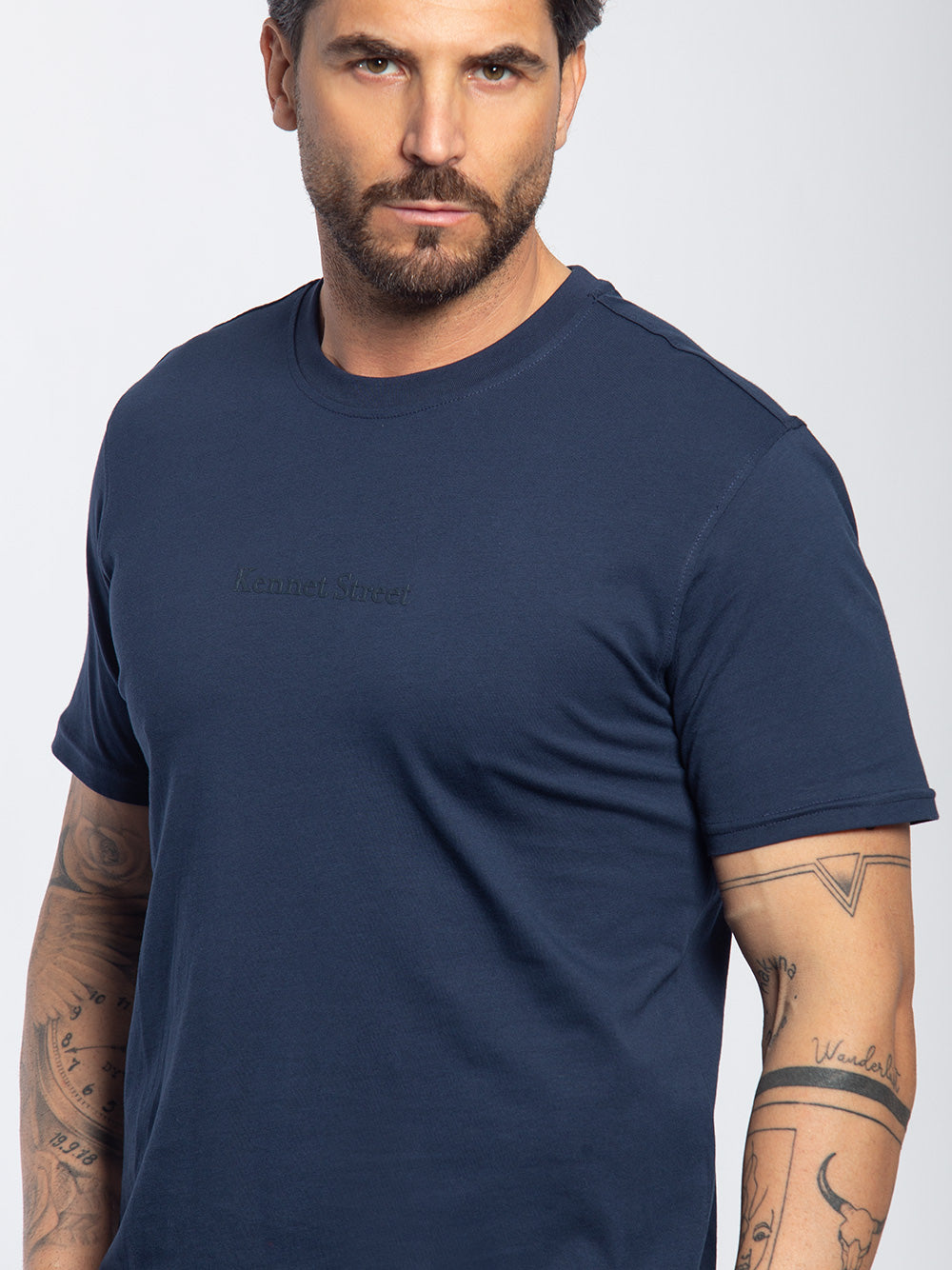 T-shirt in cotone con mini logo