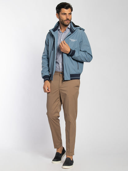 Bomber in tessuto primaverile con cappuccio staccabile