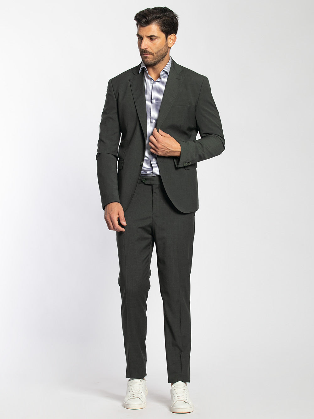 Abito monopetto in frescolana due bottoni slim fit