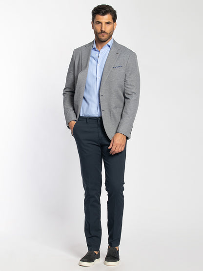 Pantalone chino estivo con microarmatura