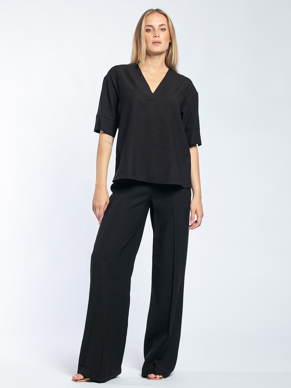 Blusa in viscosa scollo a V