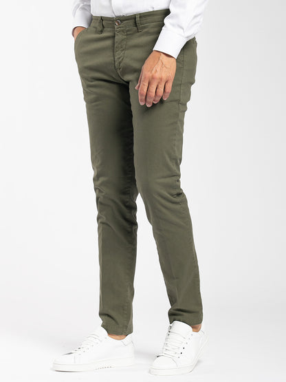 Pantalone in cotone con micro armatura