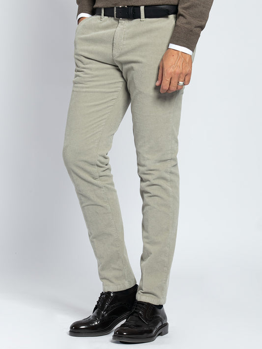 Pantalone chino in velluto