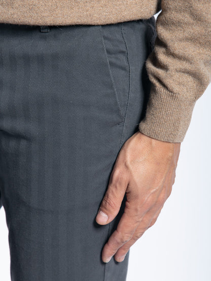 Pantalone chino in cotone aramaturato