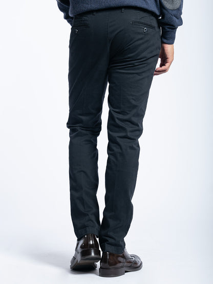 Pantalone in cotone elasticizzato