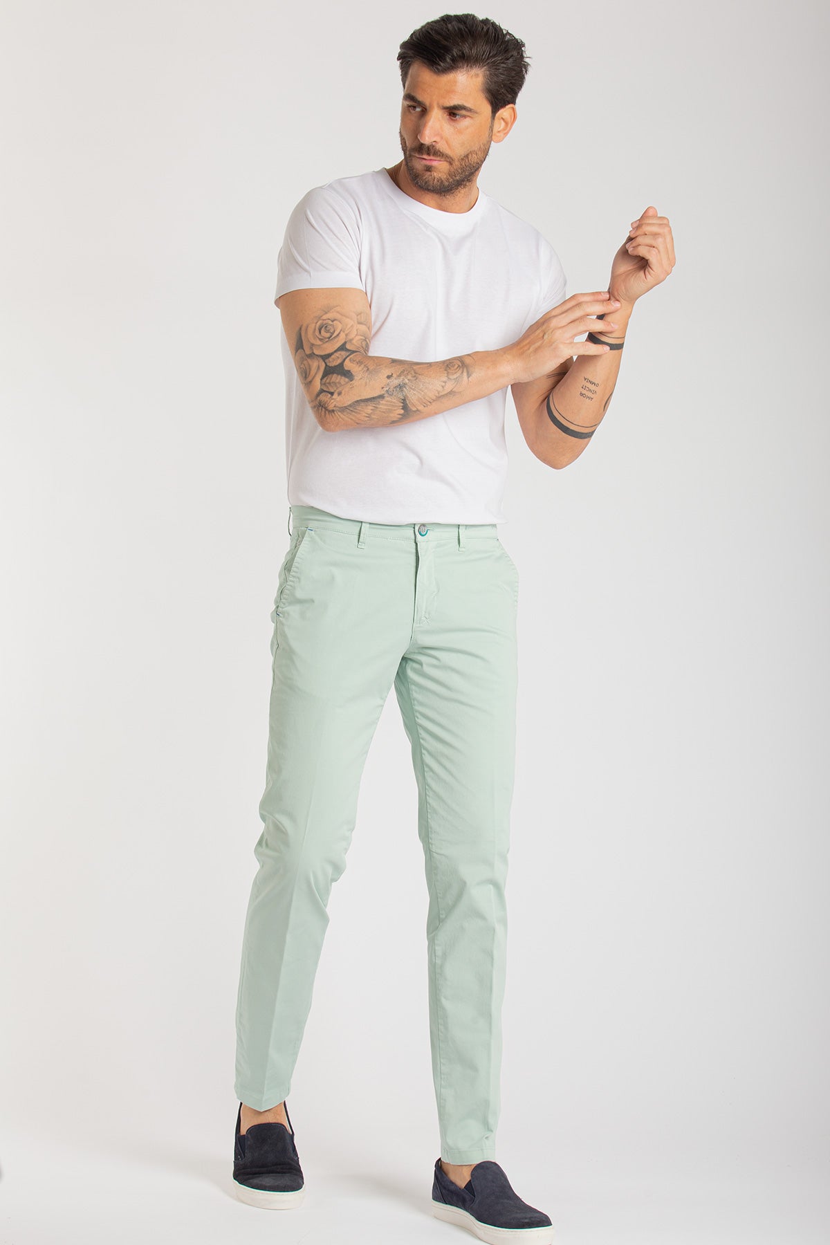 Pantalone chino in raso slim