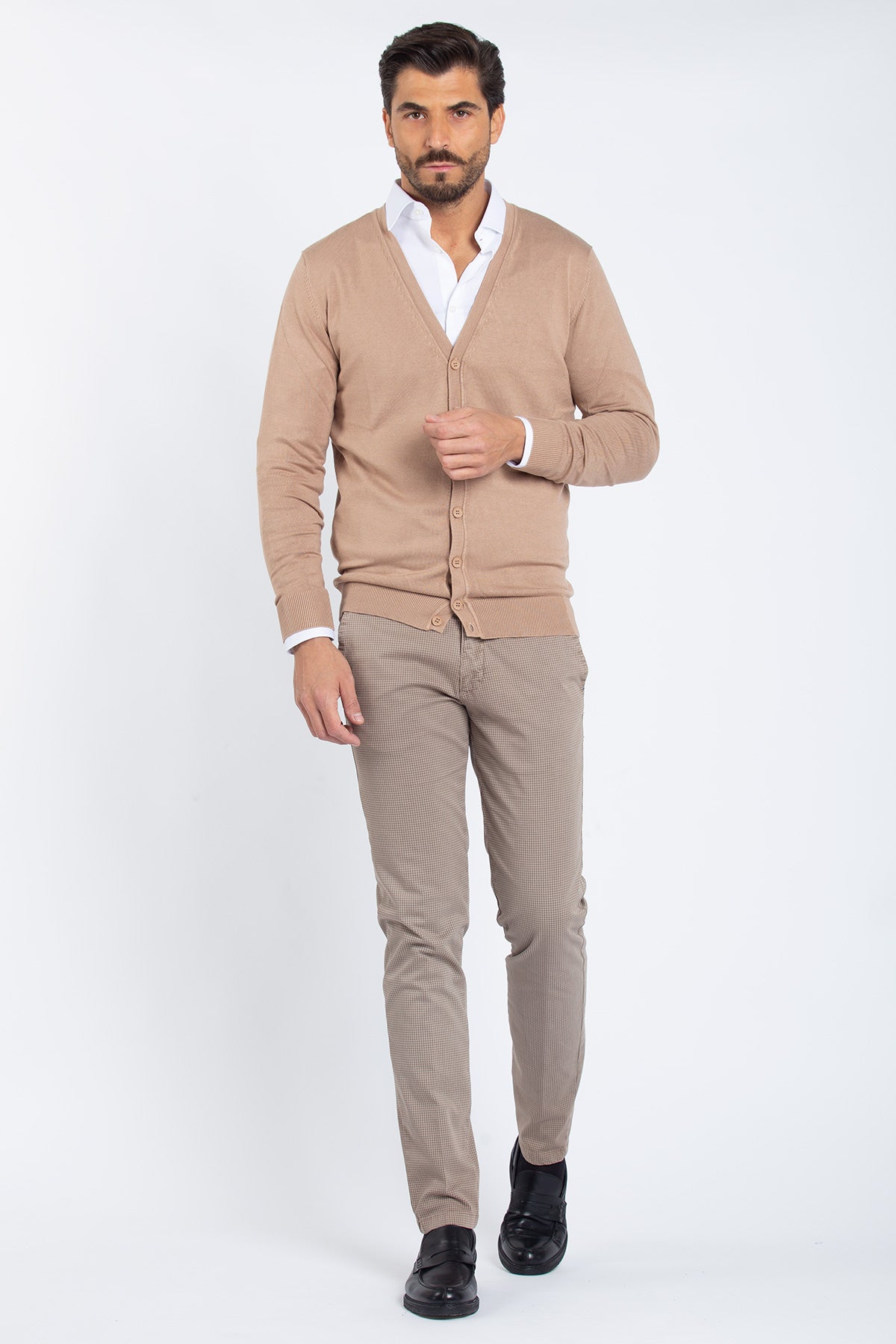 Cardigan with matching buttons